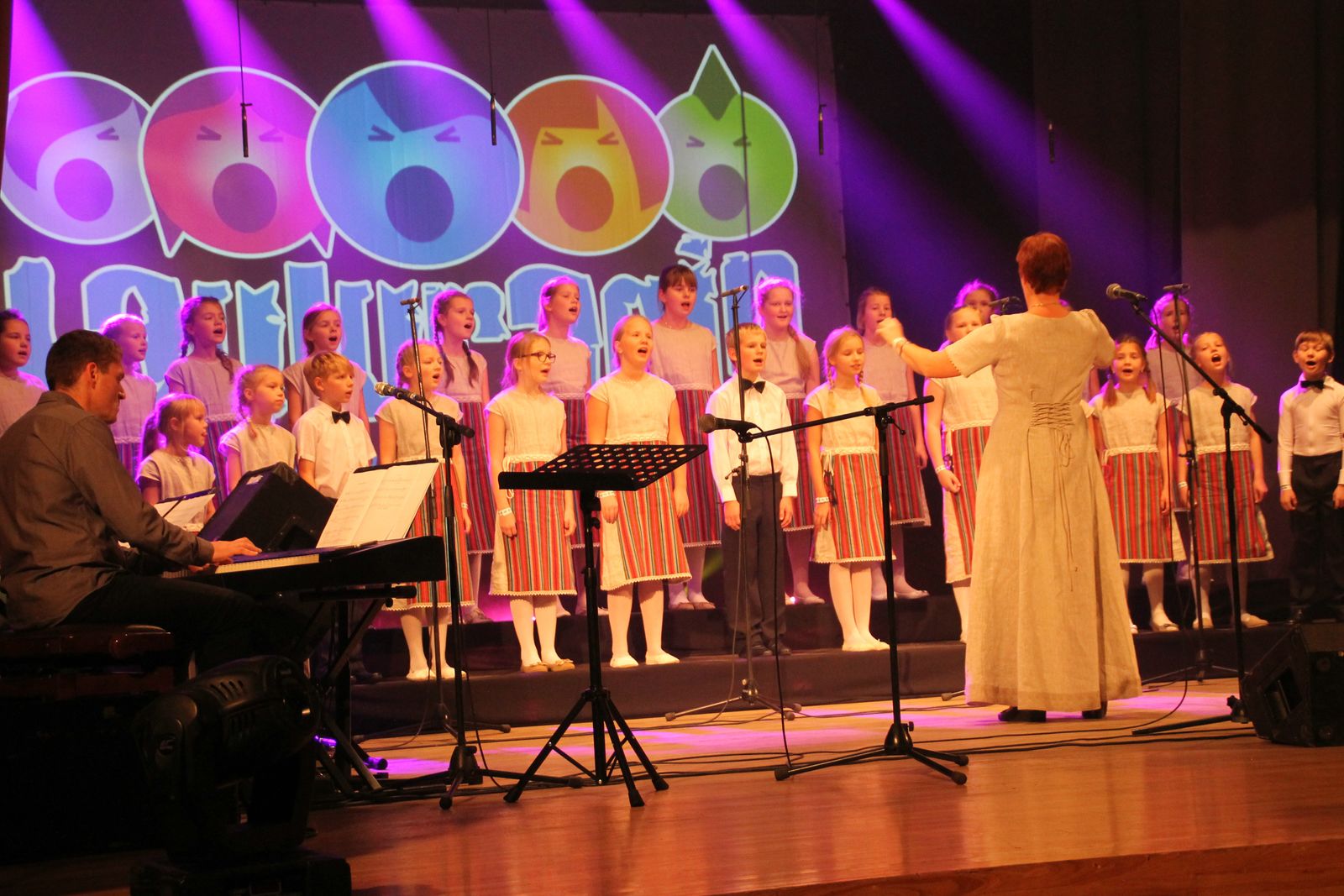 LAULURAGIN 2015 KONKURSS